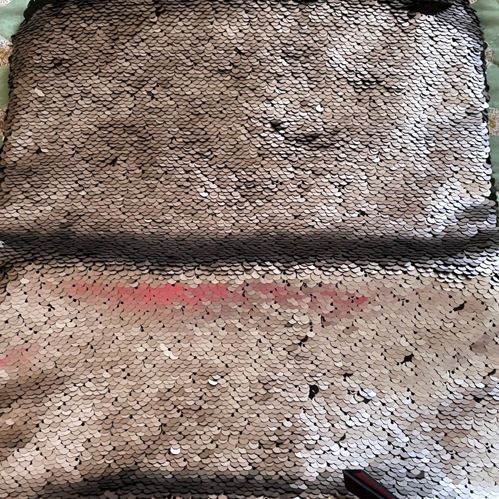 Stella And Dot Reversible Sequins Pouch - image 4